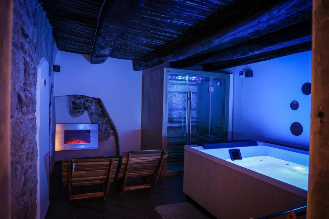 Petramare Charming House Apartment Salerno Bagian luar foto