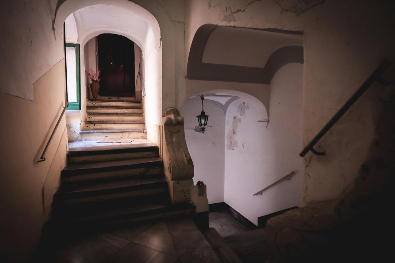Petramare Charming House Apartment Salerno Bagian luar foto